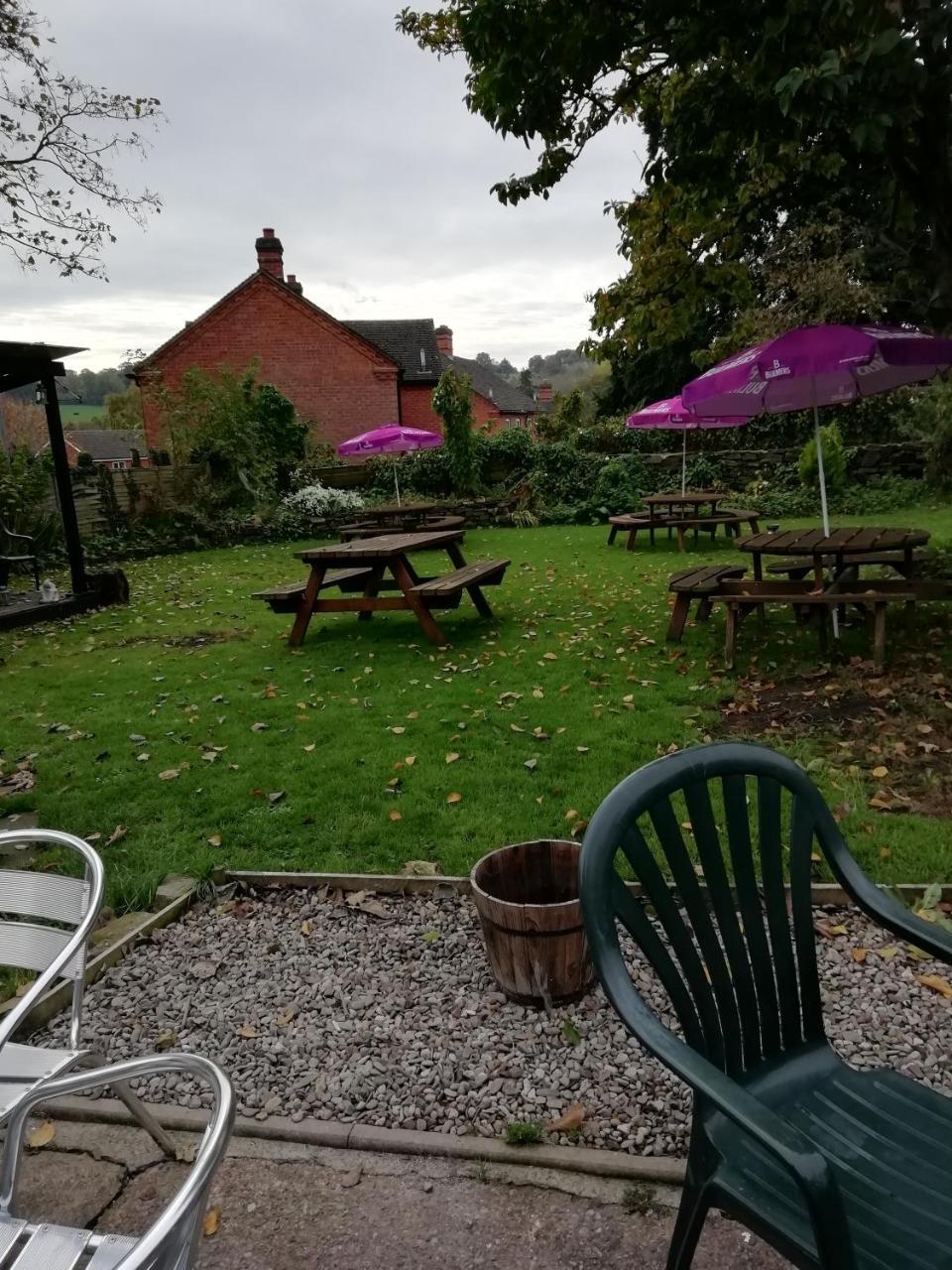 Hotel The Royal Oak à Kington  Extérieur photo